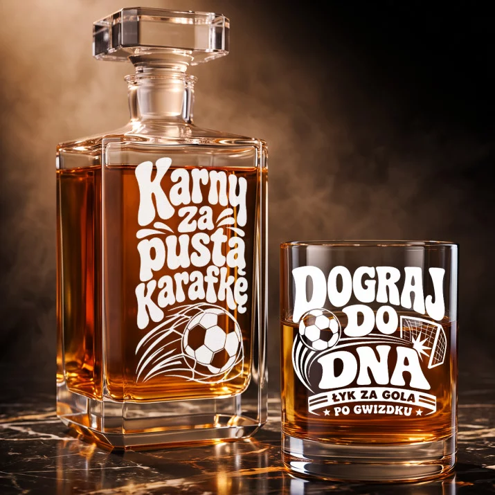 Zestaw Do Whisky Dla Fana Piłki Nożnej Prezent Dla Mężczyzny: Karny Za Pustą Karafkę Zestaw Do Whisky Dla Fana Piłki Nożnej Prezent Dla Mężczyzny: Karny Za Pustą Karafkę