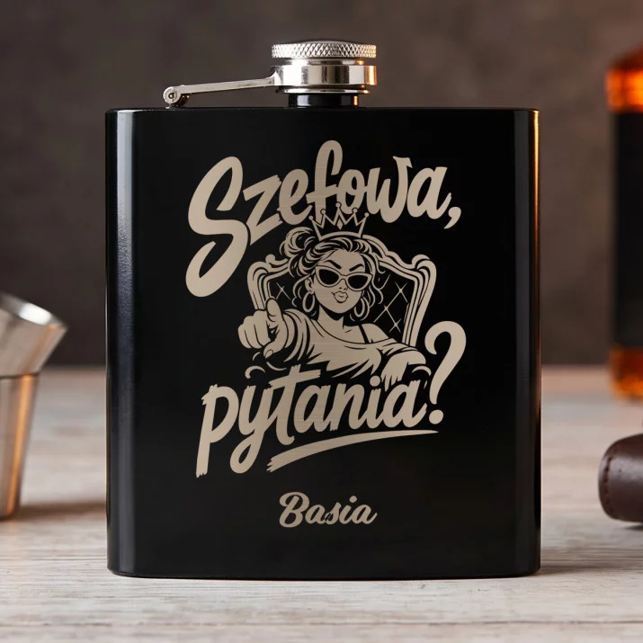 Piersiówka Z Grawerem Na Urodziny Prezent Dla Kobiety: Bezczelna Szefowa