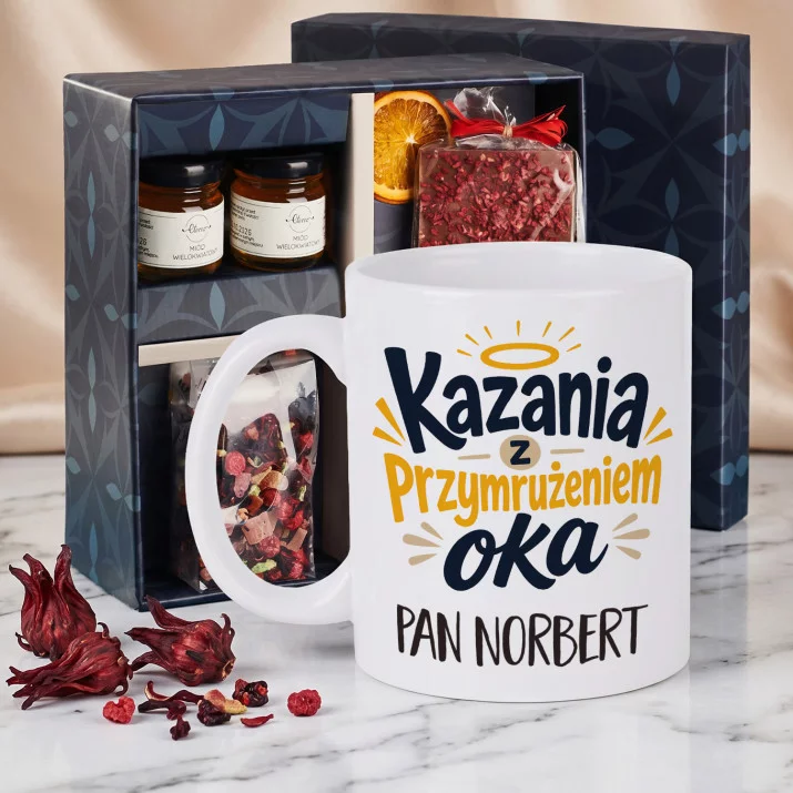 Zestaw Prezenowy z Kubkiem Dla Nauczyciela Religii Na Dzień Nauczyciela Dla Mężczyzny: Kazania Z Przymrużeniem Zestaw Prezenowy z Kubkiem Dla Nauczyciela Religii Na Dzień Nauczyciela Dla Mężczyzny: Kazania Z Przymrużeniem