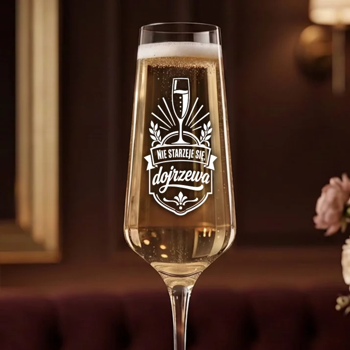 Kieliszek Do Szampana Z Grawerem Na Urodziny Prezent Dla Mężczyzny: Męski Toast Retro Kieliszek Do Szampana Z Grawerem Na Urodziny Prezent Dla Mężczyzny: Męski Toast Retro