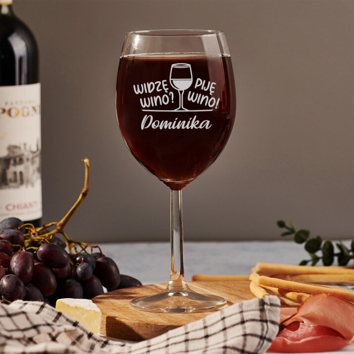 Widzę wino, piję wino - Grawerowany Kieliszek do wina
