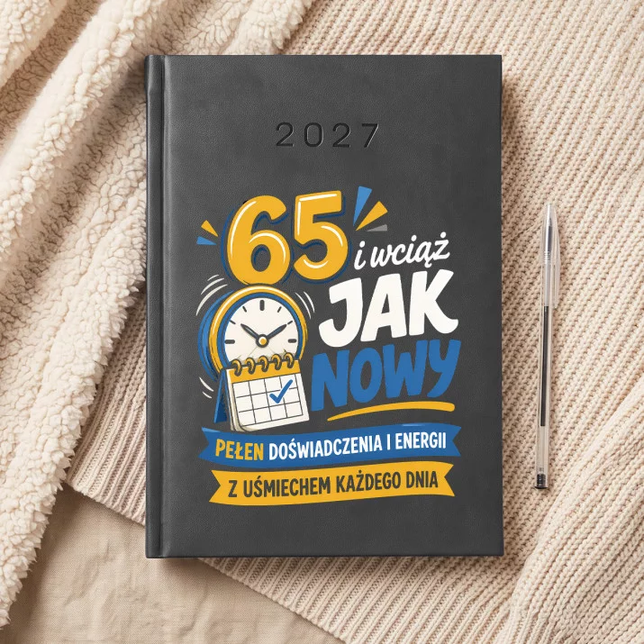 Kalendarz Książkowy A5 2027 Na 65 Urodziny Prezent Dla 65 Latka Mężczyzny: Męski Humor Typograficzny Kalendarz Książkowy A5 2027 Na 65 Urodziny Prezent Dla 65 Latka Mężczyzny: Męski Humor Typograficzny