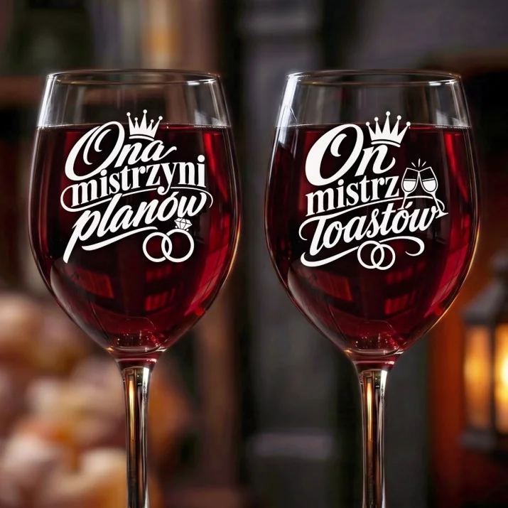 Dwa Kieliszki Do Wina Na Ślub Prezent Dla Pary Młodej Pary: Mistrzowie Toastu Dwa Kieliszki Do Wina Na Ślub Prezent Dla Pary Młodej Pary: Mistrzowie Toastu