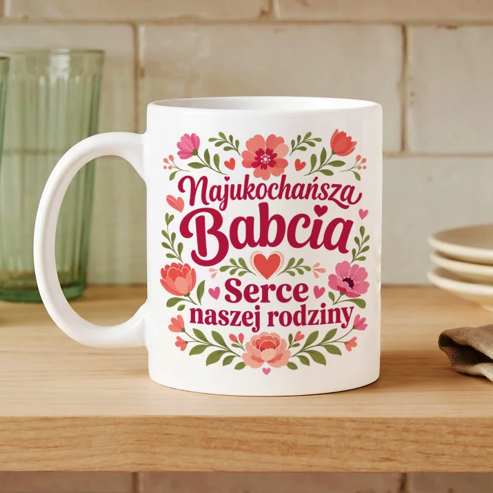 Kubek Z Nadrukiem Dla Babci Prezent Na Dzień Babci Dla Kobiety: Serce Naszej Rodziny Kubek Z Nadrukiem Dla Babci Prezent Na Dzień Babci Dla Kobiety: Serce Naszej Rodziny