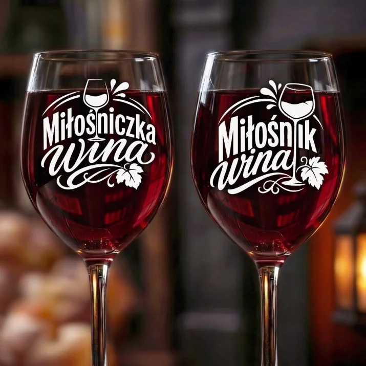 Dwa Kieliszki Do Wina Dla Znajomych Prezent Dla Pary: Miłośnicy Wina