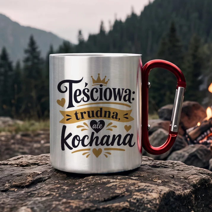 Kubek Metalowy z Karabińczykiem Dla Teściowej Prezent Na Dzień Mamy Dla Kobiety: Teściowa Z Humorem Kubek Metalowy z Karabińczykiem Dla Teściowej Prezent Na Dzień Mamy Dla Kobiety: Teściowa Z Humorem