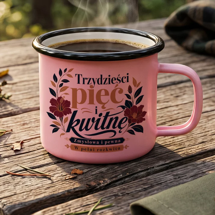 Kubek Emaliowany Na 35 Urodziny Prezent Dla 35 Latka Kobiety: Kwitnąca Elegancja Kubek Emaliowany Na 35 Urodziny Prezent Dla 35 Latka Kobiety: Kwitnąca Elegancja