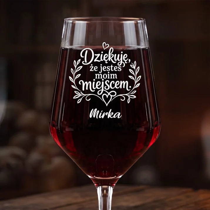 Mega Kieliszek Do Wina z Grawerem Na 50 Urodziny Prezent Dla 50 Latki Kobiety: Romantyczne Podziękowanie Mega Kieliszek Do Wina z Grawerem Na 50 Urodziny Prezent Dla 50 Latki Kobiety: Romantyczne Podziękowanie