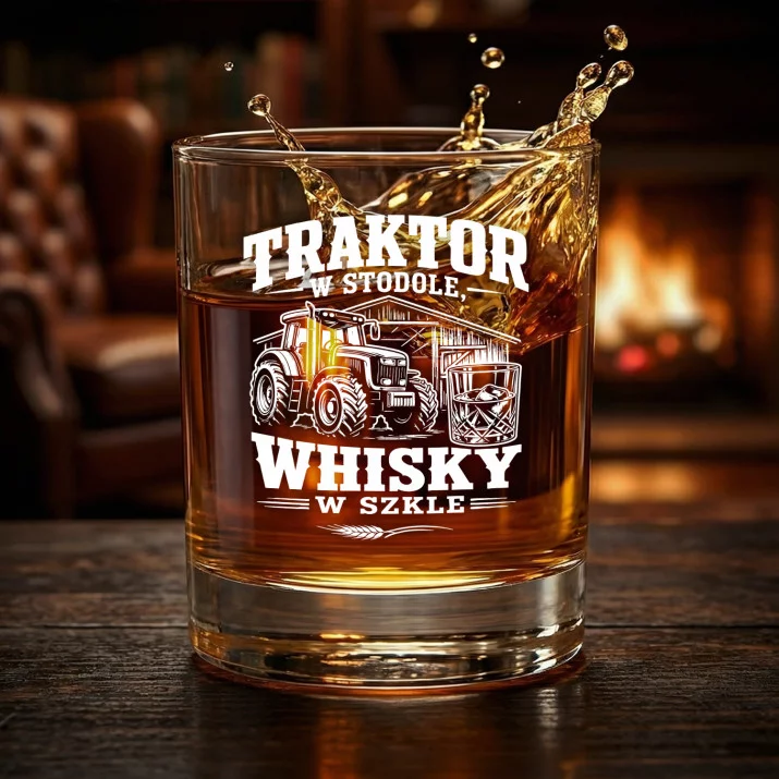 Szklanka Do Whisky Dla Rolnika Prezent Dla Mężczyzny: Traktor W Stodole, Szklanka Do Whisky Dla Rolnika Prezent Dla Mężczyzny: Traktor W Stodole,
