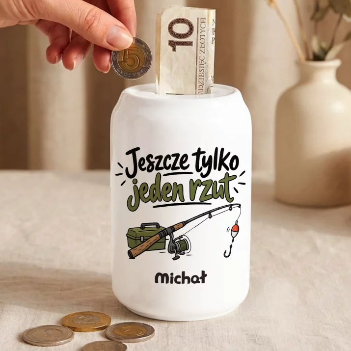 Skarbonka Dla Wędkarza Prezent Dla Mężczyzny: Jeszcze Tylko Jeden Rzut Skarbonka Dla Wędkarza Prezent Dla Mężczyzny: Jeszcze Tylko Jeden Rzut