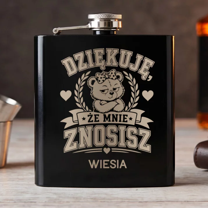 Piersiówka z Grawerem Na Rocznicę Ślubu Prezent Na Walentynki Dla Kobiety: Dziękuję, Że Mnie Znosisz