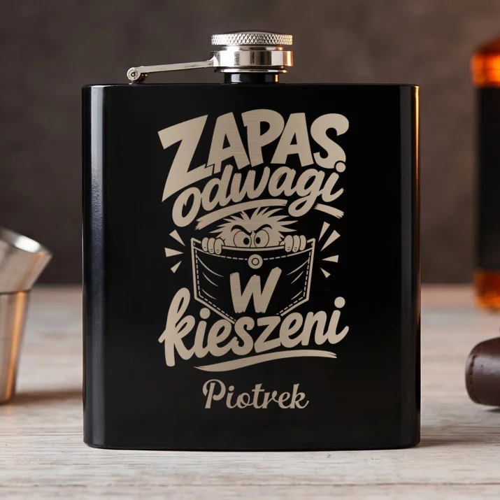 Piersiówka Z Grawerem Dla Chłopaka Prezent Na Dzień Chłopaka Dla Mężczyzny: Kieszonkowa Odwaga Piersiówka Z Grawerem Dla Chłopaka Prezent Na Dzień Chłopaka Dla Mężczyzny: Kieszonkowa Odwaga