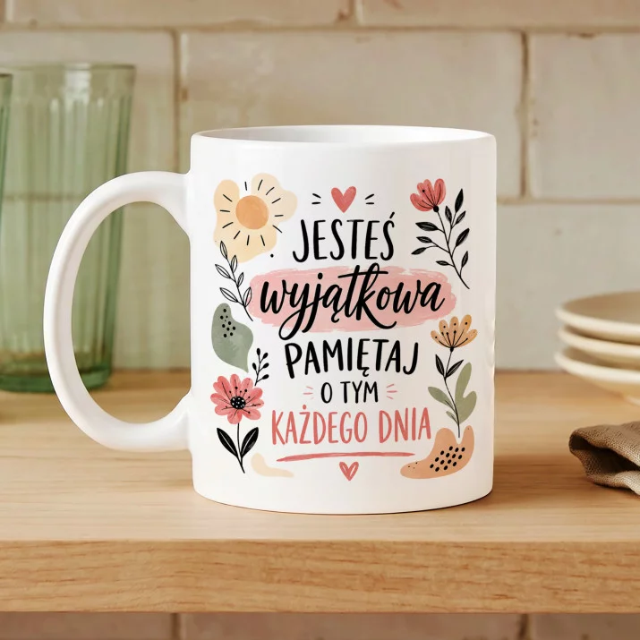 Kubek Z Nadrukiem Na Urodziny Prezent Dla Kobiety: Jesteś Wyjątkowa Kubek Z Nadrukiem Na Urodziny Prezent Dla Kobiety: Jesteś Wyjątkowa