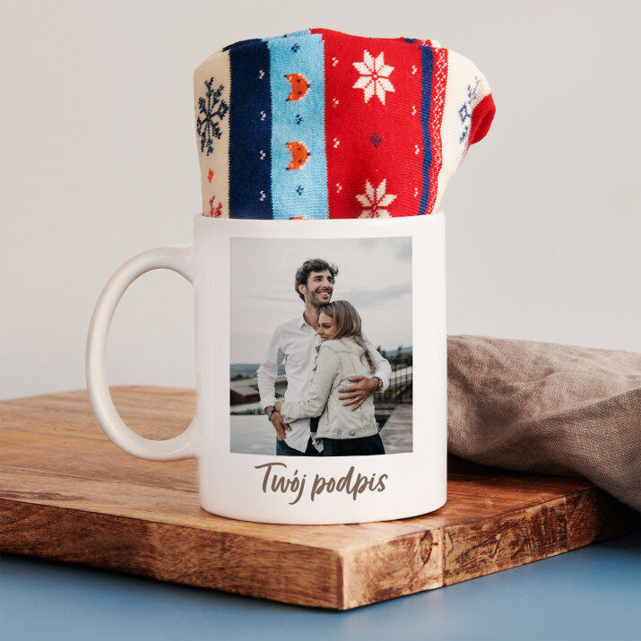 Zdjęcie i podpis - Zimowe skarpetki w kubku