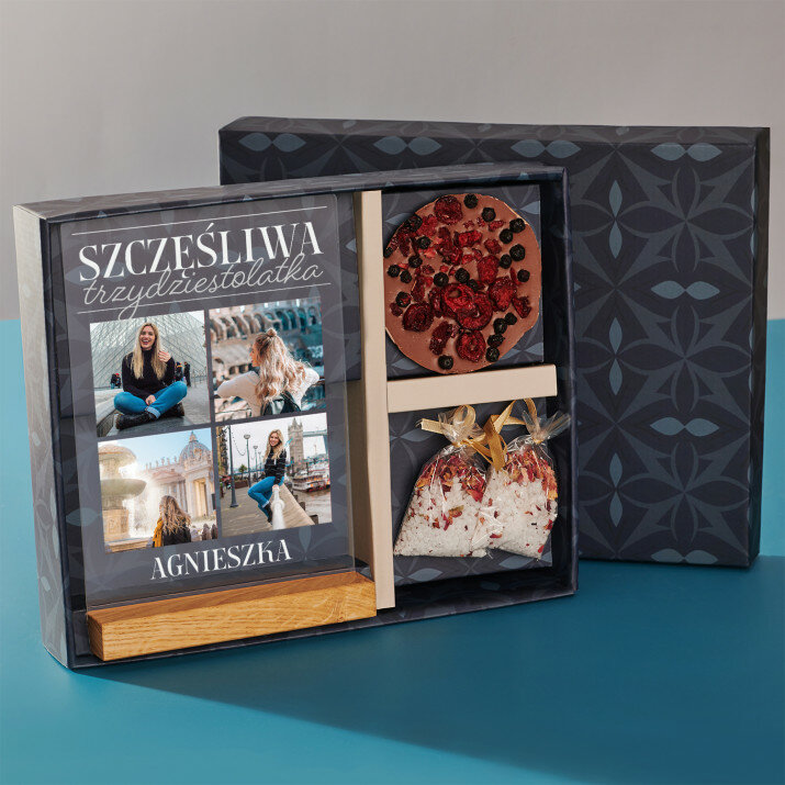 Zestaw prezentowy na 30 urodziny z wydrukiem na szkle i solami do kąpieli