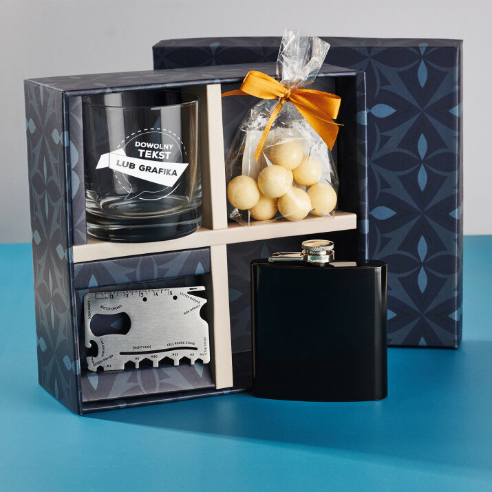 Zestaw prezentowy projekt własny ze szklanką do whisky 