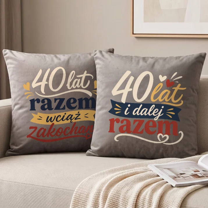 Poduszki Dekoracyjne Na 40 Lecie Ślubu Prezent Dla Pary: Razem Od Czterdziestu Lat Poduszki Dekoracyjne Na 40 Lecie Ślubu Prezent Dla Pary: Razem Od Czterdziestu Lat