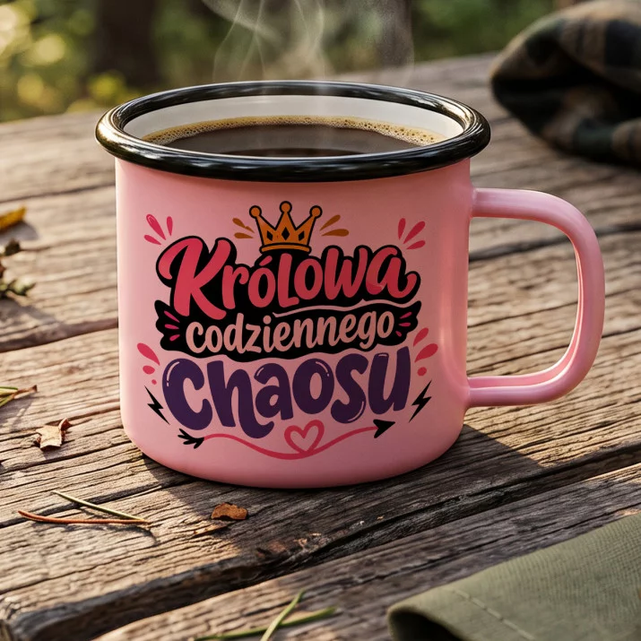 Kubek Emaliowany Na Imieniny Prezent Dla Kobiety: Żartobliwa Typografia Kubek Emaliowany Na Imieniny Prezent Dla Kobiety: Żartobliwa Typografia