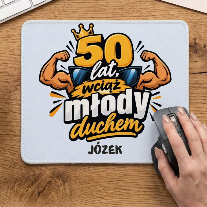 Podkładka Pod Myszkę Dla 50 Latka Prezent Na 50 Urodziny Dla Mężczyzny: 50 Lat, Wciąż Młody Podkładka Pod Myszkę Dla 50 Latka Prezent Na 50 Urodziny Dla Mężczyzny: 50 Lat, Wciąż Młody