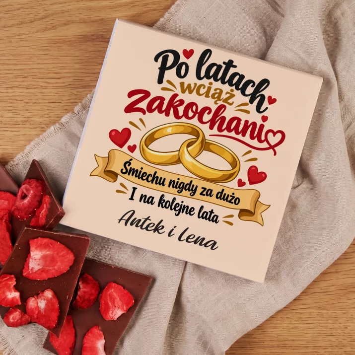 Czekolada z Truskawkami Na Złote Gody Prezent Dla Pary: Po Latach Wciąż Zakochani Czekolada z Truskawkami Na Złote Gody Prezent Dla Pary: Po Latach Wciąż Zakochani