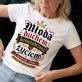 Koszulka Damska Biała Na 60 Urodziny Prezent Dla Kobiety: Młoda Duchem Elegancja
