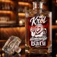 Karafka Do Whisky z Grawerem Dla Chłopaka Prezent Na Dzień Chłopaka: Barowy Humor Karafka Do Whisky z Grawerem Dla Chłopaka Prezent Na Dzień Chłopaka: Barowy Humor