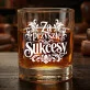 Szklanka Do Whisky Na Pożegnanie Z Pracy Prezent Dla Mężczyzny: Za Przyszłe Sukcesy Szklanka Do Whisky Na Pożegnanie Z Pracy Prezent Dla Mężczyzny: Za Przyszłe Sukcesy