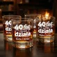 Szklanki Do Whisky z Grawerem Na 40 Rocznicę Ślubu Rodziców Prezent Dla Pary: 40 Lat I Wciąż Działa Szklanki Do Whisky z Grawerem Na 40 Rocznicę Ślubu Rodziców Prezent Dla Pary: 40 Lat I Wciąż Działa
