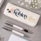 Zestaw Pióro i Długopis w Etui Na Imieniny Prezent Dla Kobiety: Sarkastyczny Podpis