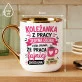 Kubek Z Nadrukiem Dla Koleżanki Z Pracy Prezent Dla Kobiety: Ładna Mądra I Ma Rację Kubek Z Nadrukiem Dla Koleżanki Z Pracy Prezent Dla Kobiety: Ładna Mądra I Ma Rację