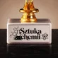 Statuetka Z Grawerem Dla Chemika Prezent Dla Mężczyzny: Sztuka Chemii