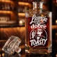 Karafka Do Whisky z Grawerem Dla Pana Młodego Prezent Na Ślub: Toastowy Humor Karafka Do Whisky z Grawerem Dla Pana Młodego Prezent Na Ślub: Toastowy Humor