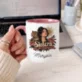 Kubek Personalizowany Dla Siostry Prezent Dla Kobiety: Siostra Nie Przeprasza Kubek Personalizowany Dla Siostry Prezent Dla Kobiety: Siostra Nie Przeprasza