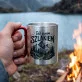 Kubek Metalowy z Karabińczykiem Dla Wspinacza Prezent Dla Mężczyzny: Idź Swoim Szlakiem Kubek Metalowy z Karabińczykiem Dla Wspinacza Prezent Dla Mężczyzny: Idź Swoim Szlakiem