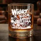 Szklanka Do Whisky Dla Stolarza Prezent Dla Mężczyzny: Wióry Lecą, Whisky Znika Szklanka Do Whisky Dla Stolarza Prezent Dla Mężczyzny: Wióry Lecą, Whisky Znika