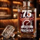 Karafka Do Whisky z Grawerem Na 75 Urodziny Prezent: 75 Lat, Wciąż Na Procentach Karafka Do Whisky z Grawerem Na 75 Urodziny Prezent: 75 Lat, Wciąż Na Procentach