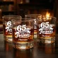 Szklanki Do Whisky z Grawerem Dla 65 Latka Prezent Na 65 Urodziny Dla Mężczyzny: 65 I Wciąż W Formie Szklanki Do Whisky z Grawerem Dla 65 Latka Prezent Na 65 Urodziny Dla Mężczyzny: 65 I Wciąż W Formie