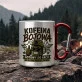 Kubek Metalowy z Karabińczykiem Dla Żołnierza Prezent Na Przysięgę Wojskową Dla Mężczyzny: Kofeinowy Front Kubek Metalowy z Karabińczykiem Dla Żołnierza Prezent Na Przysięgę Wojskową Dla Mężczyzny: Kofeinowy Front