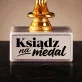 Statuetka Z Grawerem Dla Księdza Prezent Dla Mężczyzny: Ksiądz Na Medal