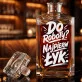 Karafka Do Whisky z Grawerem Na Dzień Mężczyzny W Pracy Prezent: Do Roboty? Najpierw Łyk.