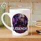 Kubek Z Nadrukiem Dla Starszej Pani Prezent Dla Kobiety: Neonowa Legenda Z Klasą Kubek Z Nadrukiem Dla Starszej Pani Prezent Dla Kobiety: Neonowa Legenda Z Klasą