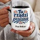 Kubek Personalizowany Dla Nauczyciela Polskiego Prezent Na Dzień Nauczyciela Dla Mężczyzny: Tu Rządzi Przecinek Kubek Personalizowany Dla Nauczyciela Polskiego Prezent Na Dzień Nauczyciela Dla Mężczyzny: Tu Rządzi Przecinek