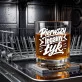 Szklanka Do Whisky Na 18 Prezent Dla Mężczyzny: Pierwszy Legalny Łyk Szklanka Do Whisky Na 18 Prezent Dla Mężczyzny: Pierwszy Legalny Łyk