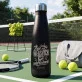 Butelka na Wodę z Grawerem Na Panieński Prezent Dla Kobiety: Żyję Na Własnych Butelka na Wodę z Grawerem Na Panieński Prezent Dla Kobiety: Żyję Na Własnych