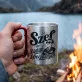 Kubek Metalowy z Karabińczykiem Dla Szefa Prezent Dla Mężczyzny: Retro Szefowski Humor Kubek Metalowy z Karabińczykiem Dla Szefa Prezent Dla Mężczyzny: Retro Szefowski Humor