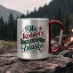Kubek Metalowy z Karabińczykiem Na Boże Narodzenie Prezent Dla Kobiety: Kobiecy Blask Retro Kubek Metalowy z Karabińczykiem Na Boże Narodzenie Prezent Dla Kobiety: Kobiecy Blask Retro