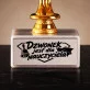 Statuetka Z Grawerem Dla Nauczyciela Prezent Na Dzień Nauczyciela Dla Mężczyzny: Dzwonek Jest Dla Nauczyciela