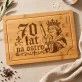 Deska Do Krojenia Dla 70 Latki Prezent Na 70 Urodziny Dla Kobiety: Rycerskie Ostrze Humoru Deska Do Krojenia Dla 70 Latki Prezent Na 70 Urodziny Dla Kobiety: Rycerskie Ostrze Humoru
