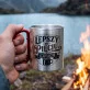 Kubek Metalowy z Karabińczykiem Na 5 Rocznicę Ślubu Prezent Dla Mężczyzny: Retro Męska Klasyka Kubek Metalowy z Karabińczykiem Na 5 Rocznicę Ślubu Prezent Dla Mężczyzny: Retro Męska Klasyka