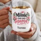 Kubek Personalizowany Dla Młodej Mamy Prezent Na Dzień Mamy Dla Kobiety: Miłość Nosi Imię Mama Kubek Personalizowany Dla Młodej Mamy Prezent Na Dzień Mamy Dla Kobiety: Miłość Nosi Imię Mama